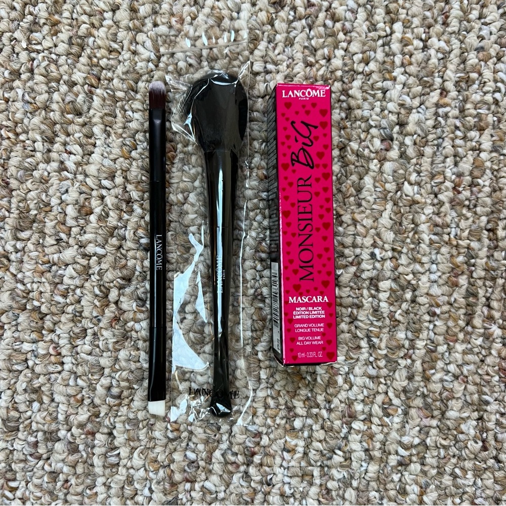 NWT Lancome beauty bundle mascara brush set